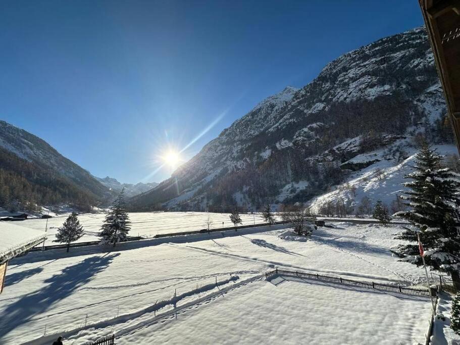 Panorama Apartment For 4 Near Zermatt Таш Экстерьер фото